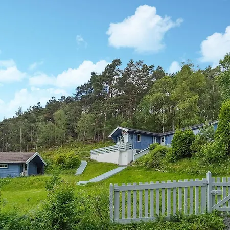 Holiday home Amazing In With House Sea View